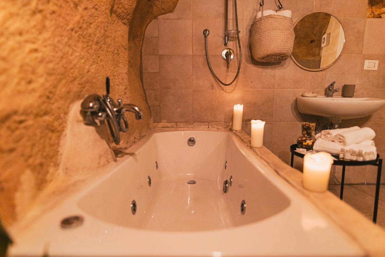 Sassi -Suite Inlapis - Casa Nella Pietra Matera Zewnętrze zdjęcie